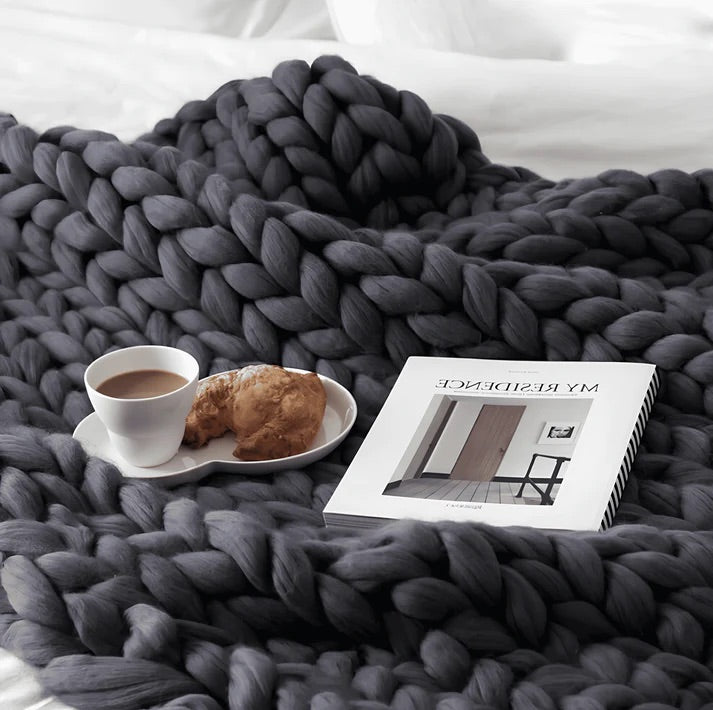 VALEN - COZY KNIT BLANKET