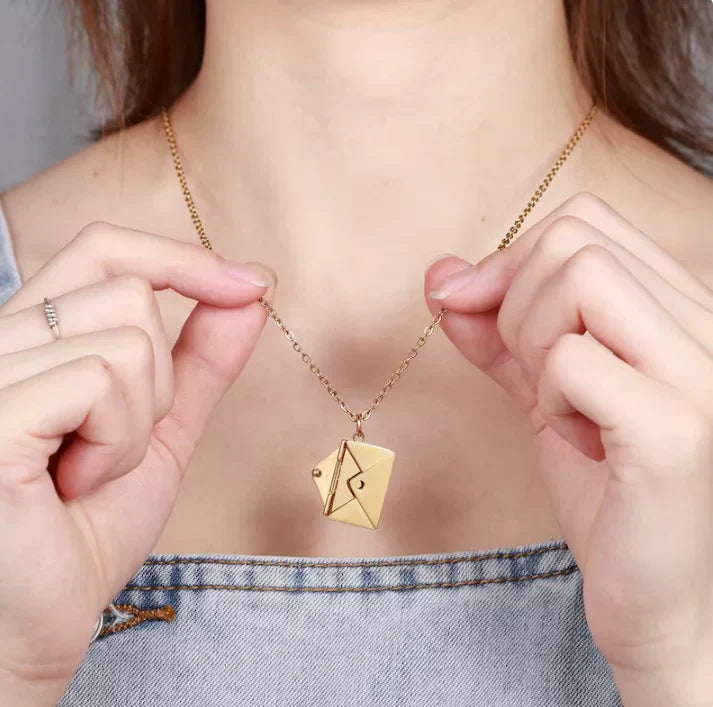 VALEN - ENVELOPE LOVE LETTER PENDANT NECKLACE